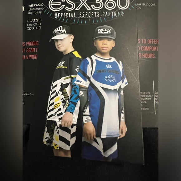 ESX 360 Gamer Gear | PRO SLEEVES ALL PRO L/XL CHILD Black - Picture 3 of 3